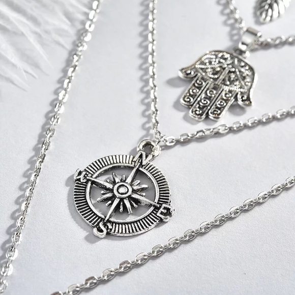 Multiple layer necklace - Picture 4 of 5